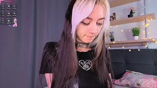 TristaRoht's Live XXX Chat