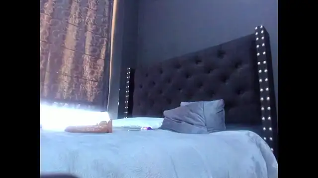 Czat XXX na żywo – amareto_queen