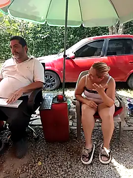 hotandfierylatinos2023: онлайн-секс-чат