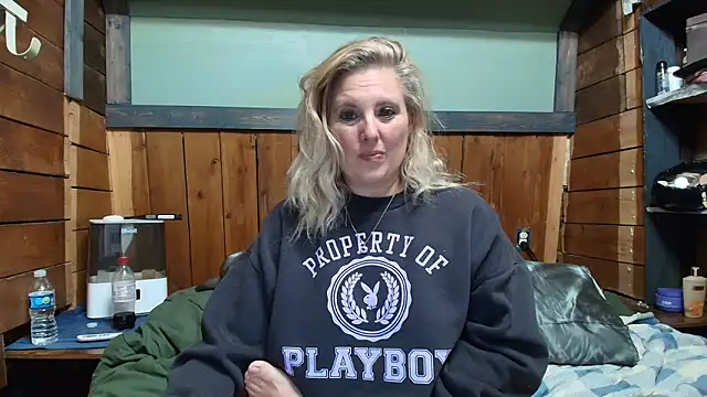 lisaxlovexxx: онлайн-секс-чат