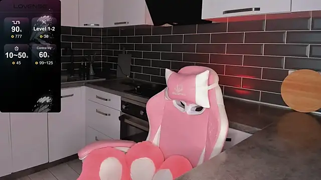 ShaiyaMinn3 Chat XXX live