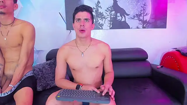 Chatroom XXX en direct de Alex_jeins_at