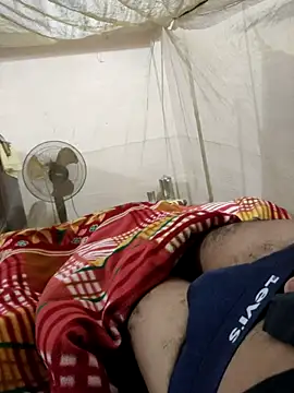 Pokazy przed kamerką – PIG_FUCKER_DADDY