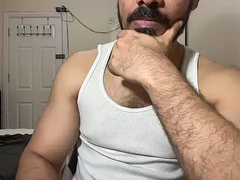 Chatroom XXX en direct de celibate-monk