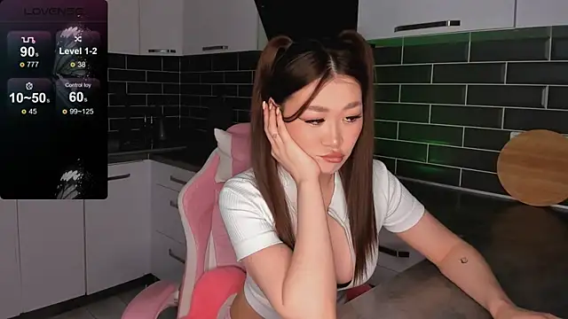 ShaiyaMinn3 Webcam show