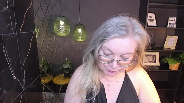 NataliMellow Live XXX-chat