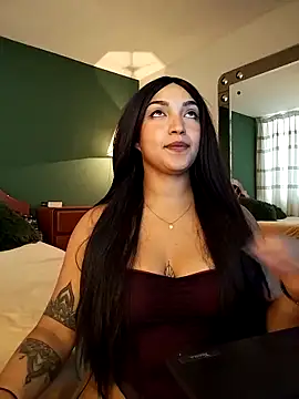 FallsForHerSmile élő XXX-chatje