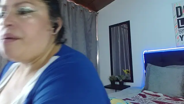 Keyla01_'s Live XXX Chat