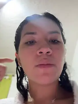 Chatroom XXX en direct de Mila_Morgan