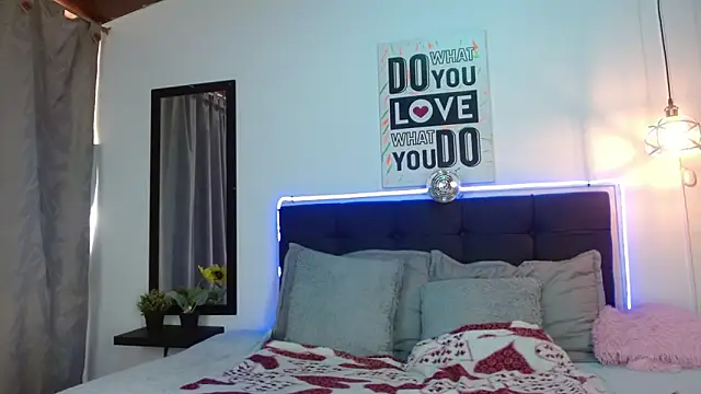 Keyla01_ Live XXX-chat