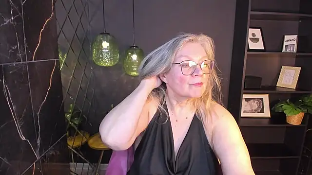 XXX chat uživo modela NataliMellow