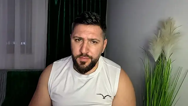 Gold_Alpha_Boy Adlı Modelin Canlı XXX Sohbeti