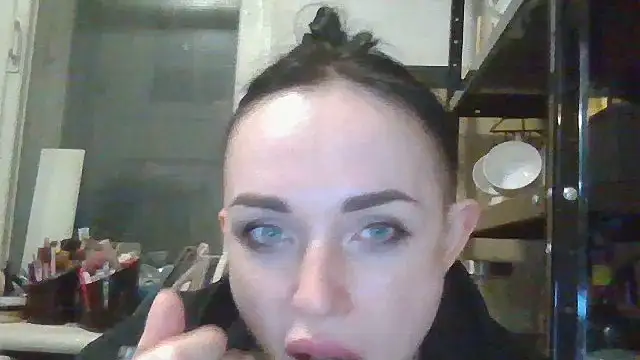 Chat XXX en directo de Trinsy_Love