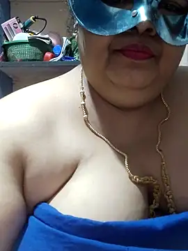 tamilthanushri's Live XXX Chat