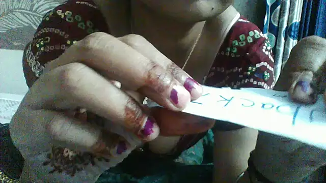 shalini_fire's Live XXX Chat