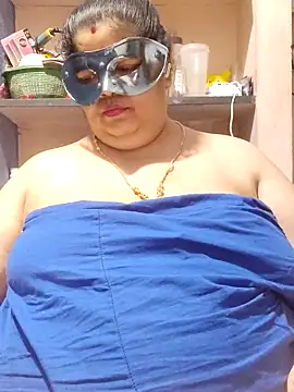 tamilthanushri 现场XXX聊天