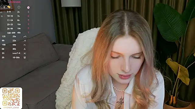 honey_kors' Live XXX Chat