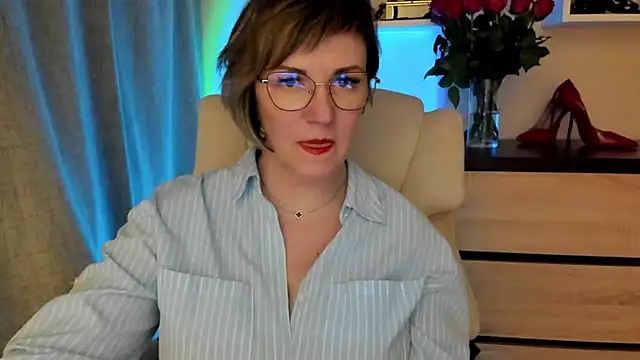 XXX chat uživo modela feliziaDesire