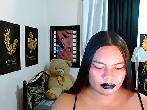 TSbrianaHugeCock webcam show
