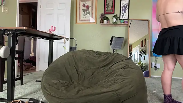 Czat XXX na żywo – MirandaFlowers