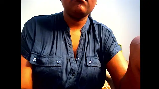 WatchingFugu's Live XXX Chat