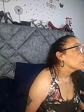 XXX chat uživo modela Shantey_Laurent