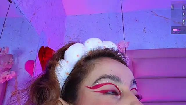 Evangelyne_1's Live XXX Chat