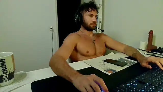 alpha-hunk Live XXX-Chat