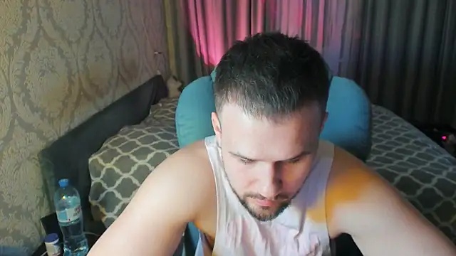 Vladik_b Live XXX-Chat