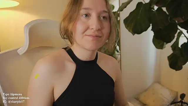 Scarlett_NoirMuse 라이브 XXX 채팅