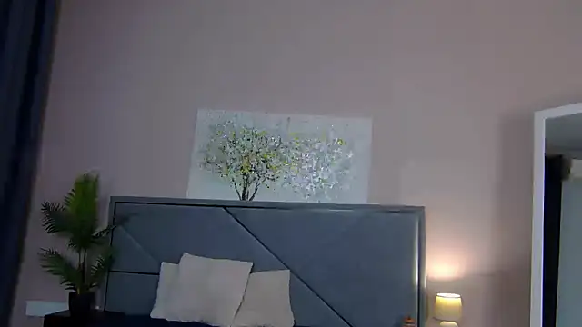 Онлайн чат XXX NicoleRosss