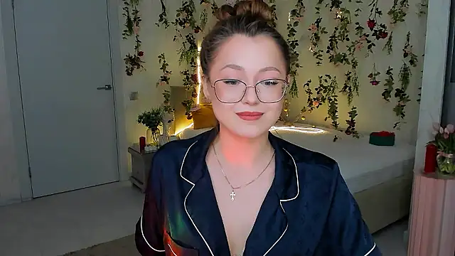 SereneFlame live XXX chat