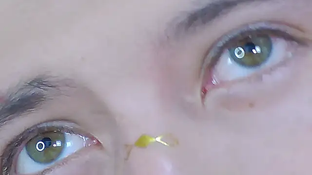 Chloe_MagnusKnight_ লাইভ XXX চ্যাট