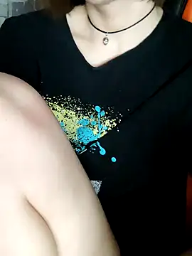 Aashikalaa Chat XXX in diretta