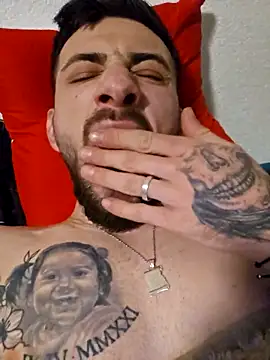 stfvataman: διαδικτυακό σόου στην κάμερα