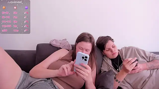 Chat +18 de Tenderly_Couple ao vivo