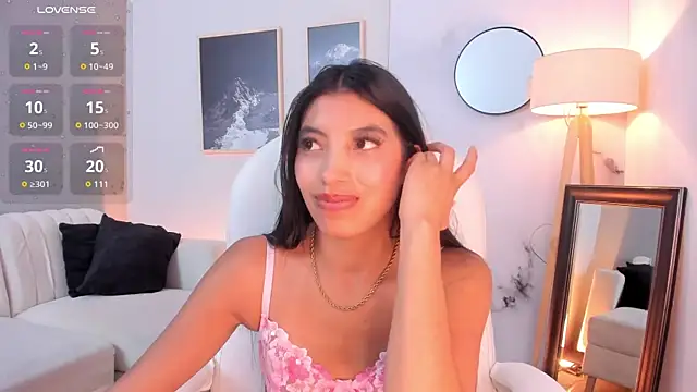 Chat +18 de Tiffany_Low ao vivo