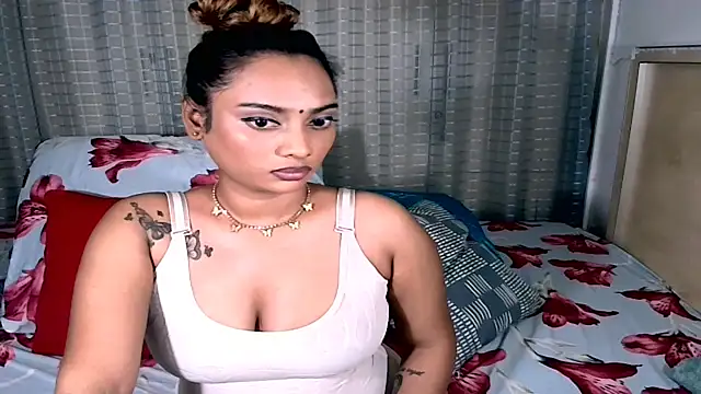 sexyindianchic's Live XXX Chat