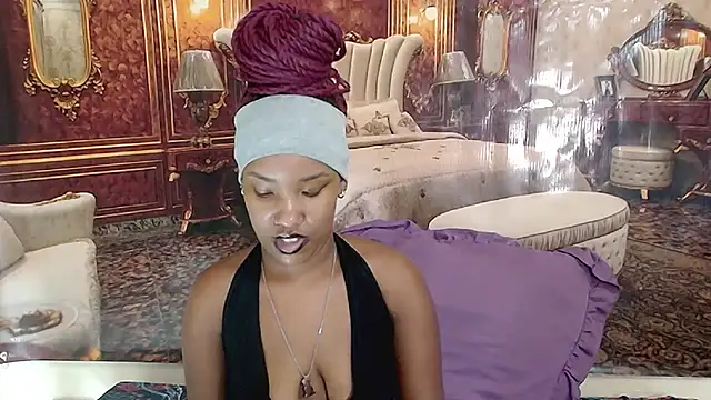 EroticSexyPrada Chat XXX in diretta