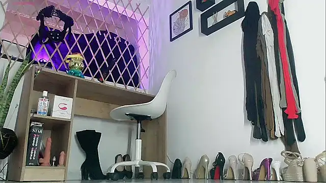 Sembang XXX Secara Langsung myla_sarah