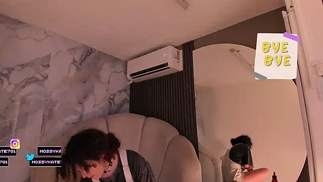 Živý XXX chat Katemoss70