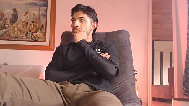 ArturoCardona_ Live XXX-chat