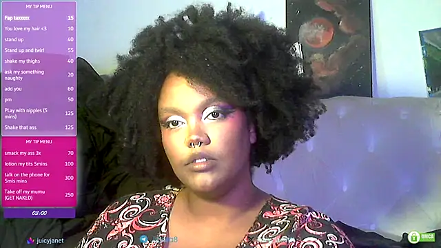 juicy_janet – Kamerová šou