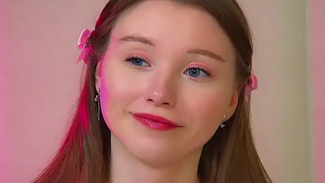 KeiraAsti Chat XXX in diretta