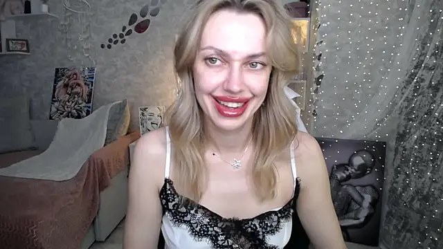 NickyAdamidi লাইভ XXX চ্যাট