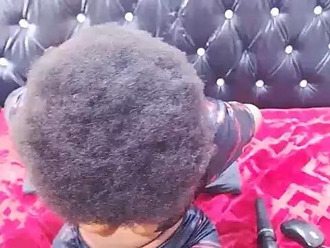 Chatroom XXX en direct de AppleAssMilky