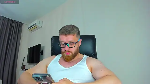 Findom_guyのライブXXXチャット