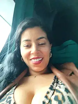 Luianna's Live XXX Chat