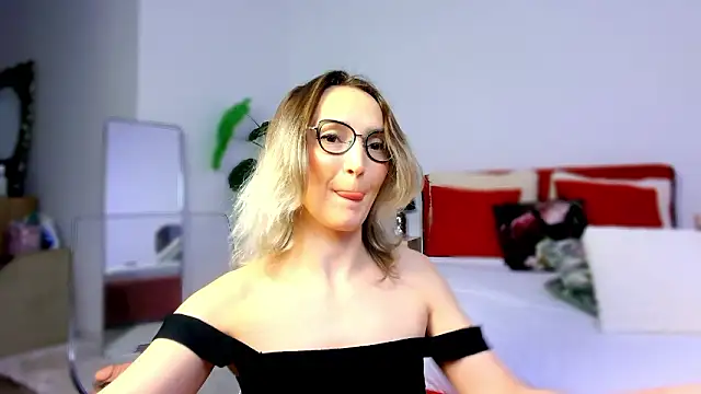 CharmingAnnie Live XXX-chat