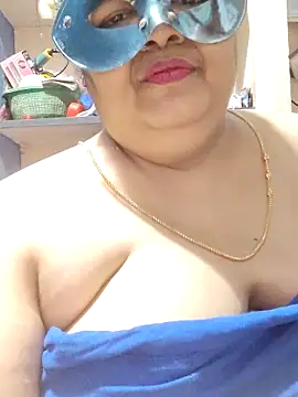 tamilthanushri লাইভ XXX চ্যাট